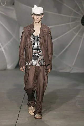 Look 30